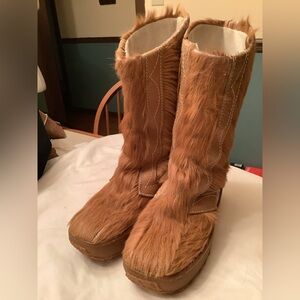 La Mondiale Goat Fur Boots Brown